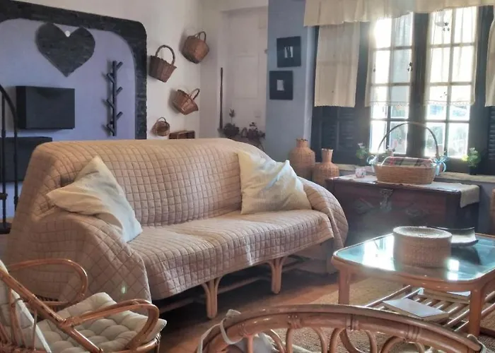 Casal Dos Carpinteiros - Carpenters Couple *