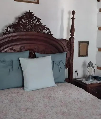 Casal Dos Carpinteiros - Carpenters Couple