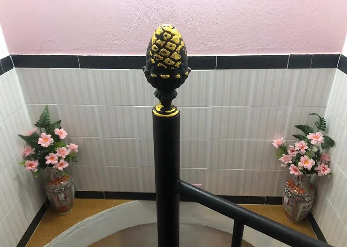 Casal Dos Carpinteiros - Carpenters Couple