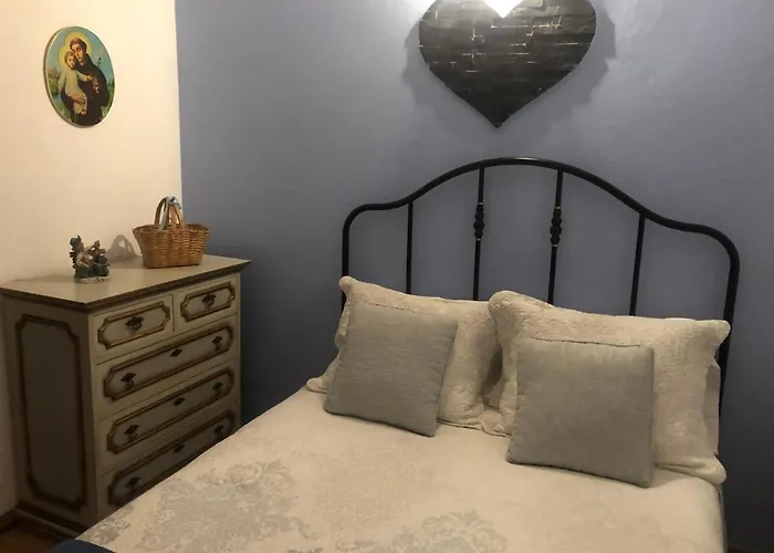 Casal Dos Carpinteiros - Carpenters Couple * Santa Cruz