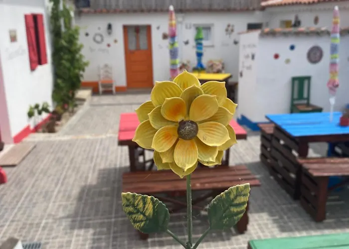 Casal Dos Carpinteiros - Carpenters Couple Santa Cruz (Oeste)