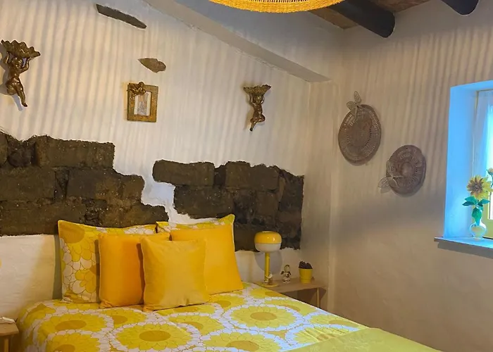 Casal Dos Carpinteiros - Carpenters Couple *